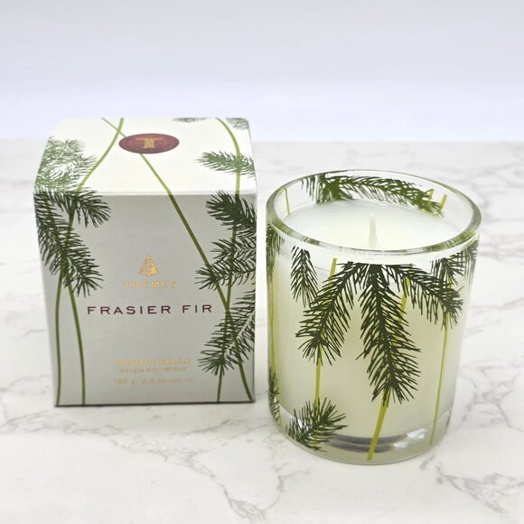 Thymes Candle Frasier Fir Pine Needle Aromatic Bougie Candle 6.5 Oz New in Box - Picture 1 of 8